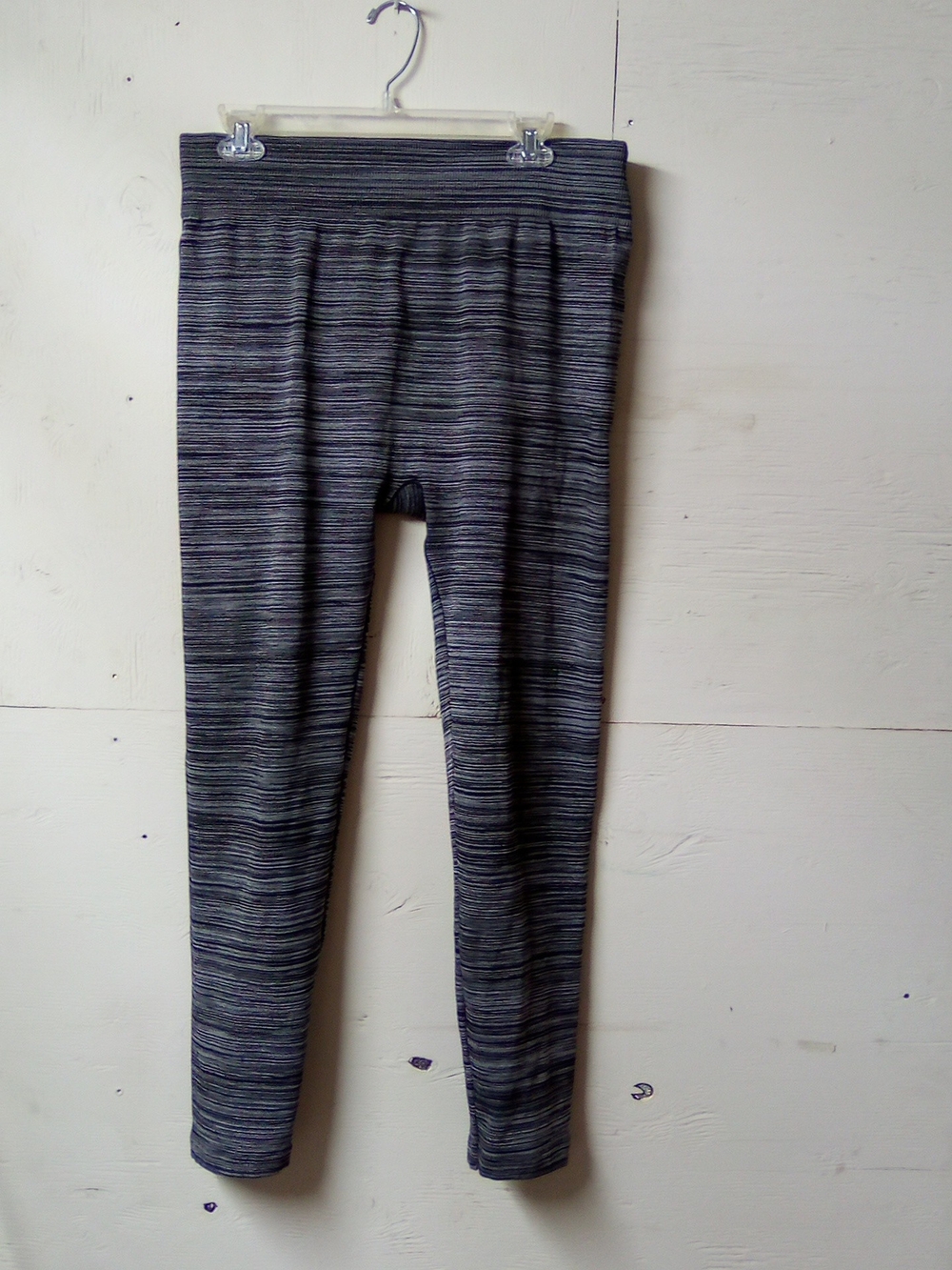 Faded Glory Women Gray Heathered Stretch Leggings ( Bag L )